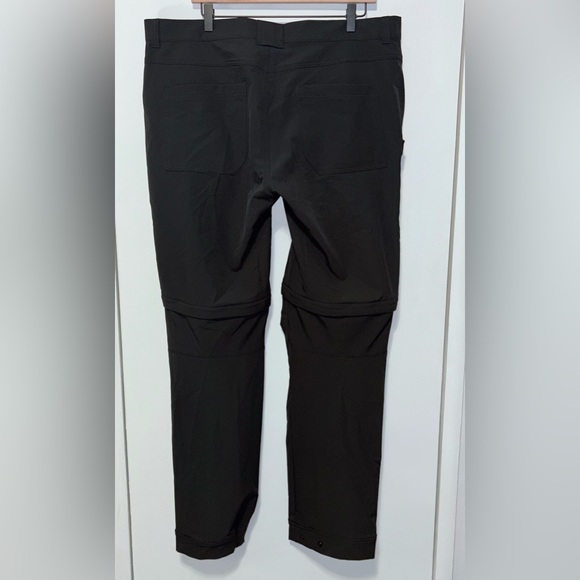 Helly Hansen Men’s XL Convertible Pant Active Black Hiking Outdoor Zip Off Camp - Picture 2 of 8